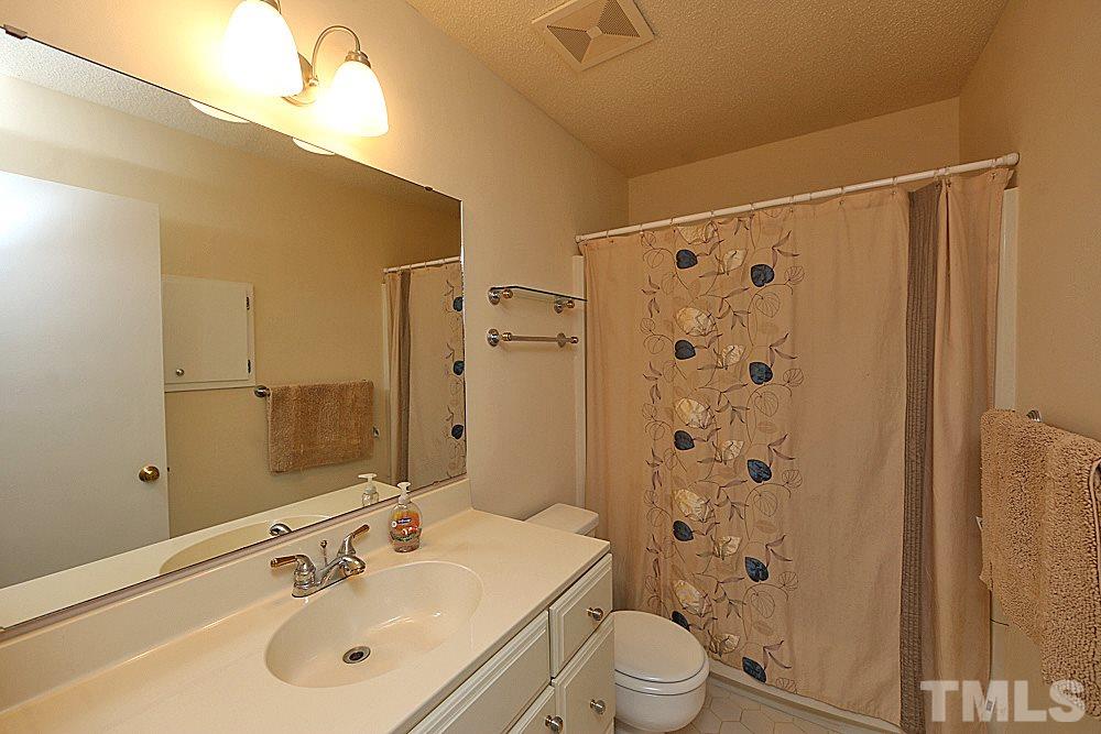 1611 Roanoke Street Raleigh, NC 27606 - Photo 17 of 24 Gallery Image 17