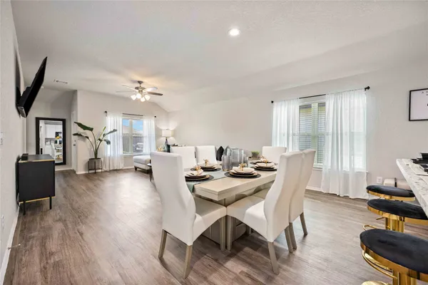 $2,100 | 10527 Meadow Saffron Drive, Houston, TX 77016