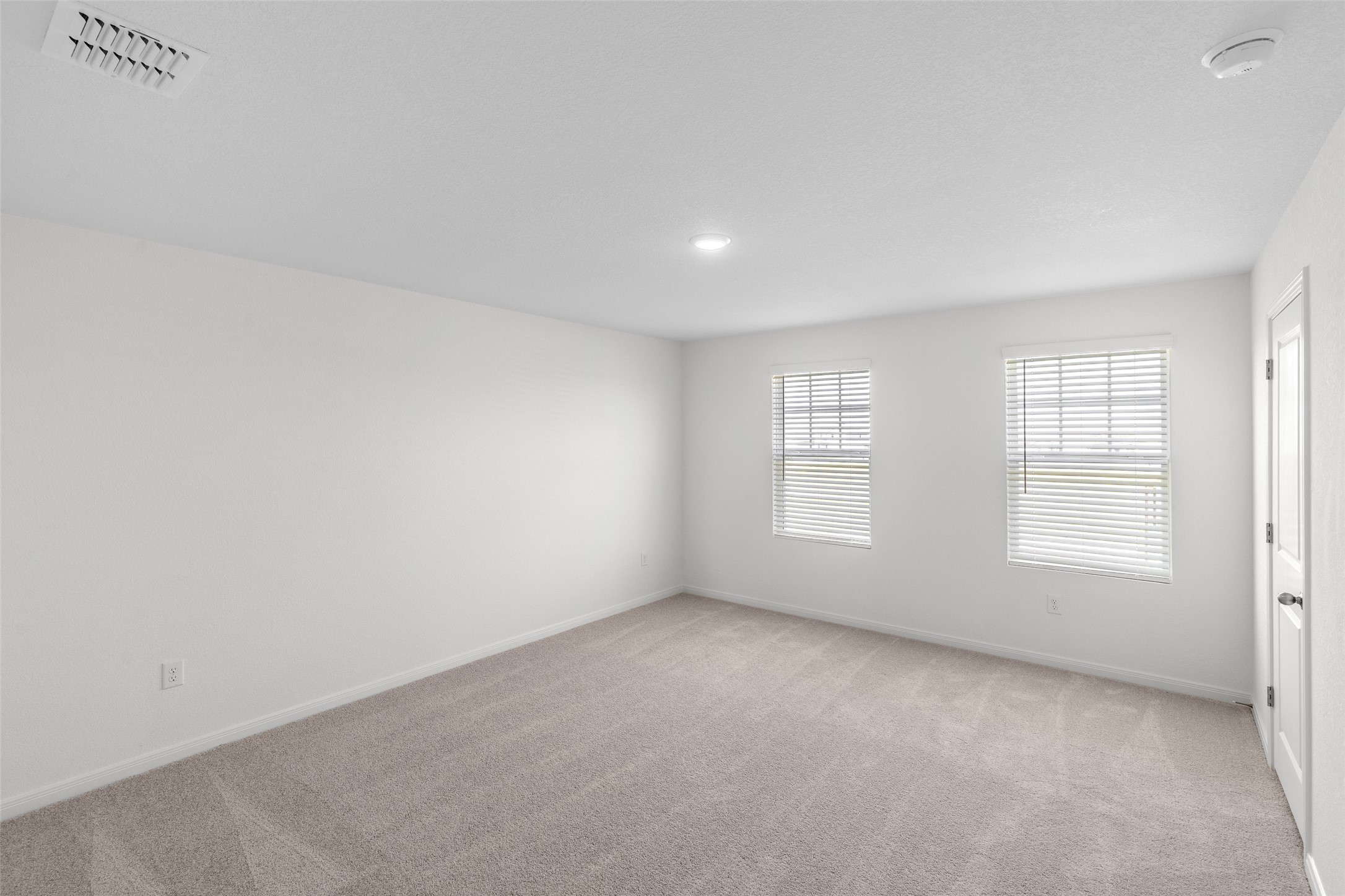 140 Mullen Way Taylor, TX 76574 - Photo 15 of 21 Bedroom UP