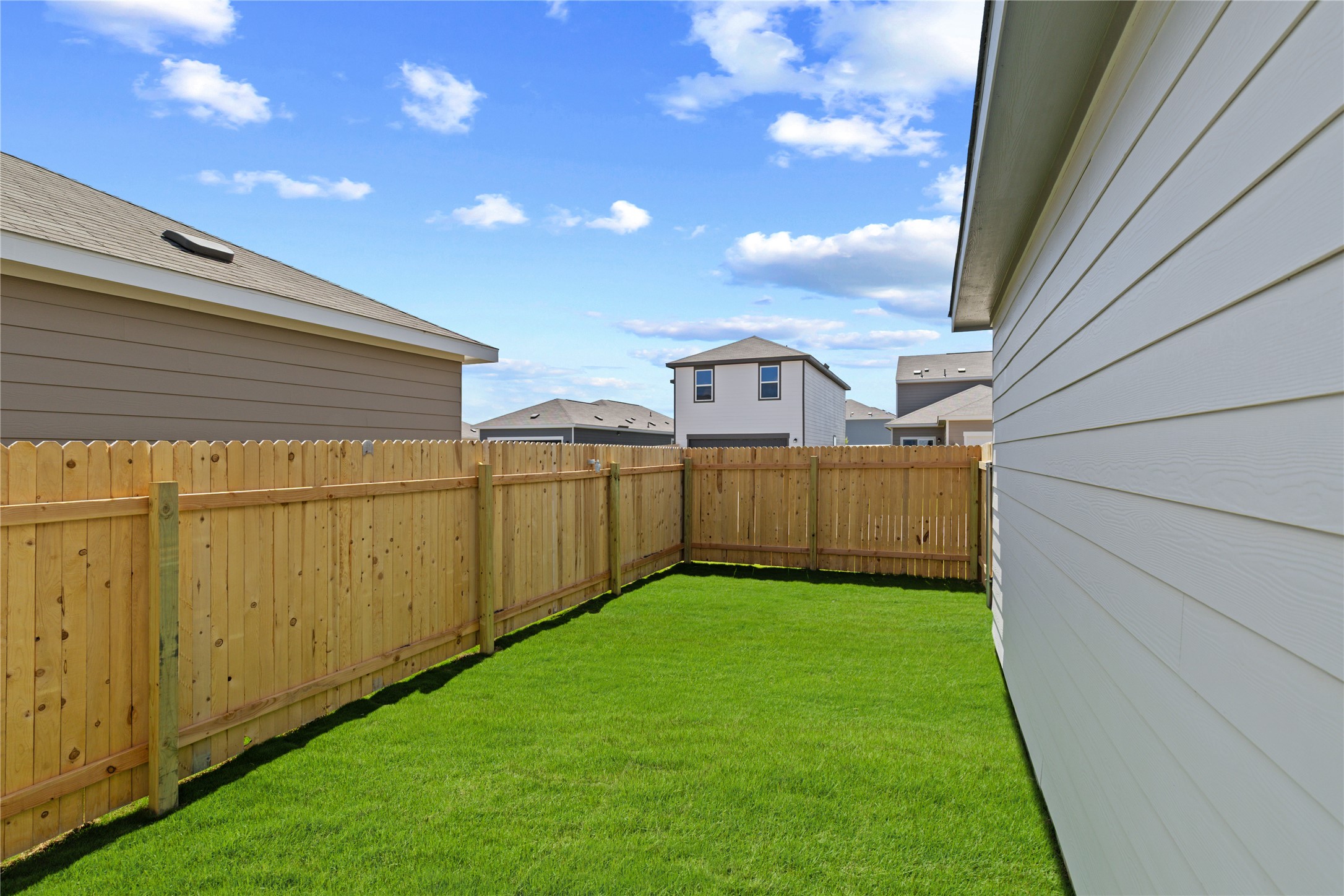 140 Mullen Way Taylor, TX 76574 - Photo 17 of 21 Privacy Fenced