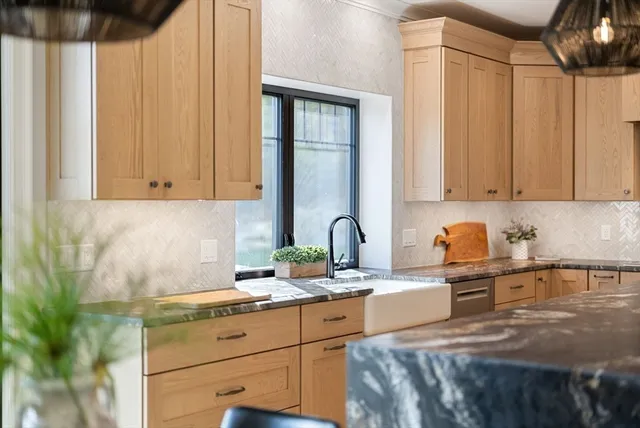 $2,495,000 | 17 Whisper Way, Hopkinton, MA 01748