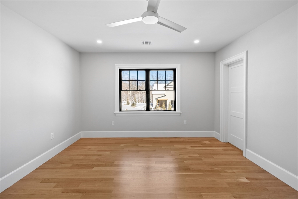 17 Whisper Way Hopkinton, MA 01748 - Photo 26 of 42