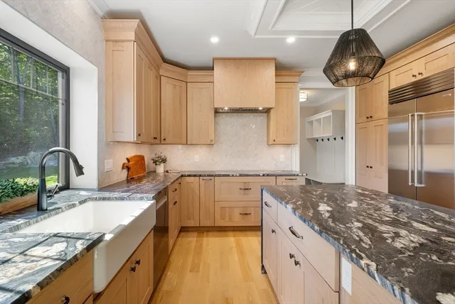 $2,495,000 | 17 Whisper Way, Hopkinton, MA 01748