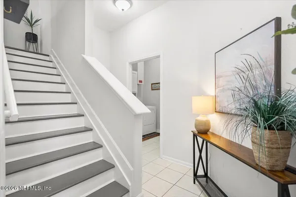 a view of entryway and hall