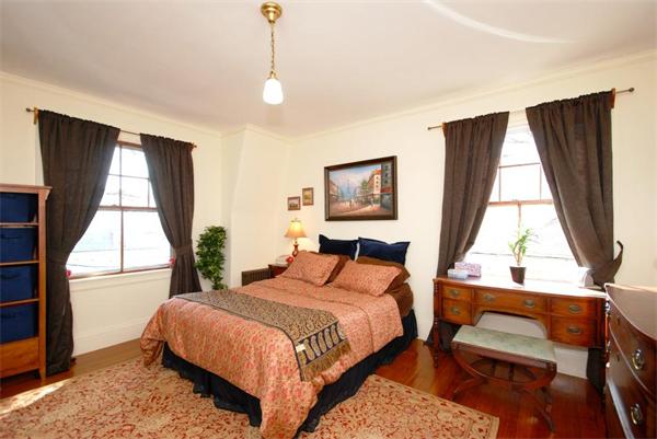 36 Laurel Street Somerville, MA 02143 - Photo 12 of 30