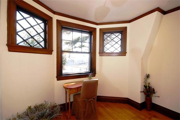 36 Laurel Street Somerville, MA 02143 - Photo 14 of 30