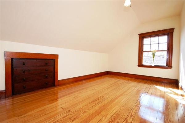 36 Laurel Street Somerville, MA 02143 - Photo 16 of 30