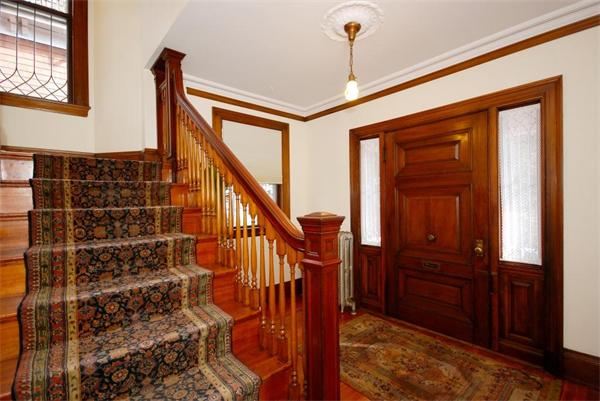 36 Laurel Street Somerville, MA 02143 - Photo 5 of 30