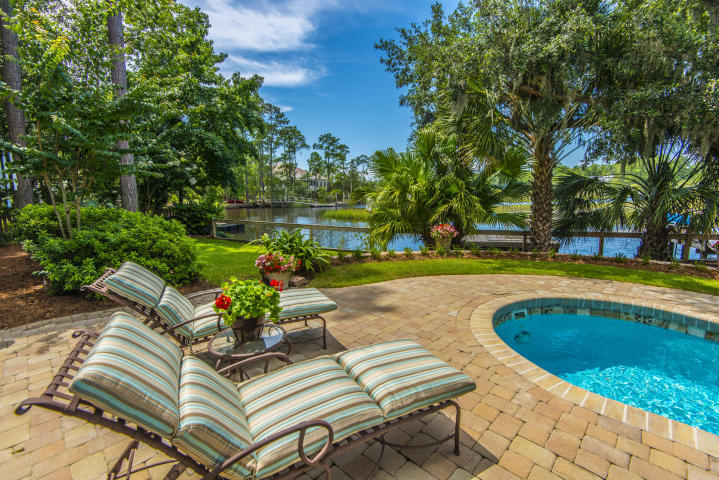 3540 Henrietta Hartford Road Mount Pleasant, SC 29466 - Photo 3 of 77 A little Key West in Park West!