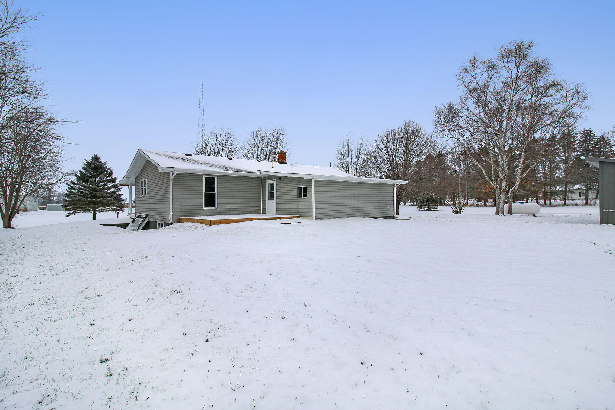 9475 Elmdale Road Clarksville, MI 48815 - Photo 5 of 27 Photo-Dec-17-2022,-11-59-59-AM