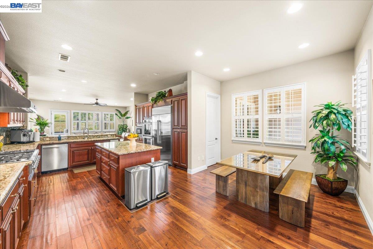 476 Bridle Court San Ramon, CA 94582 - Photo 20 of 83