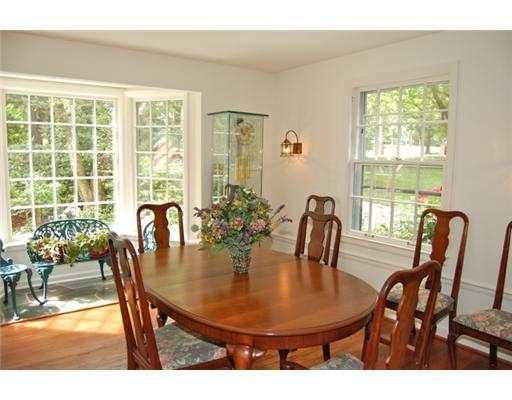 2113 Devonshire Road Ann Arbor, MI 48104 - Photo 9 of 25 Photo 9