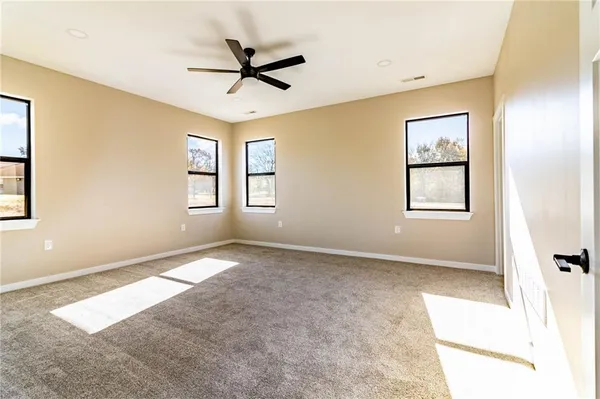 $335,000 | 106 Lake Shore Drive, Windsor, MO 65360