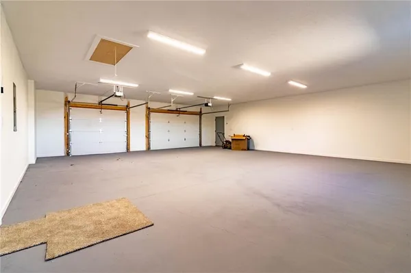 $335,000 | 106 Lake Shore Drive, Windsor, MO 65360