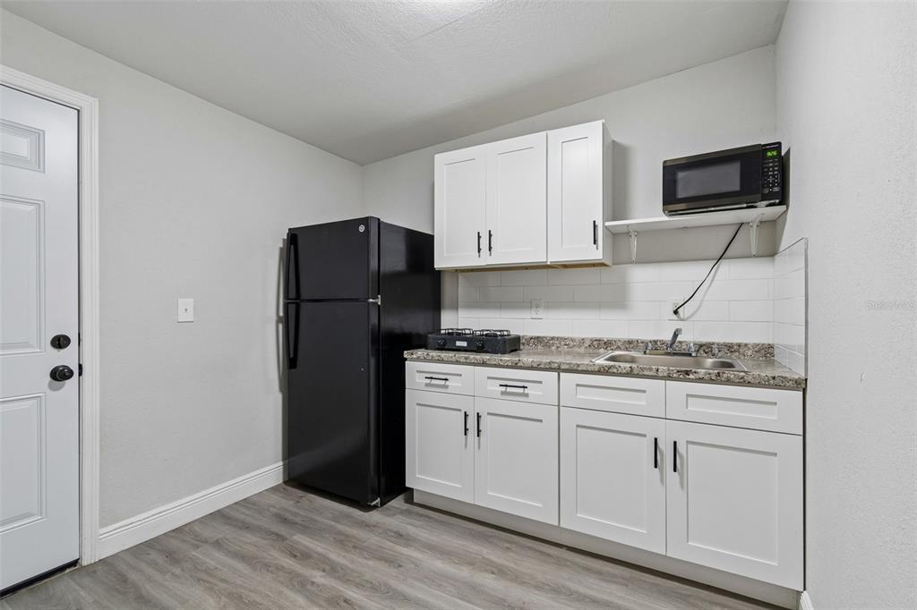 7403 Spring Court Tampa, FL 33634 - Photo 43 of 100