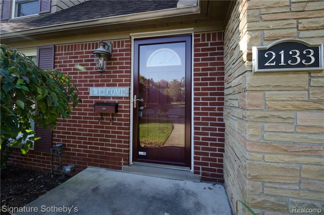 2133 Vernier Road Grosse Pointe, MI 48236 - Photo 2 of 33 Front entrance to 2133 Vernier
