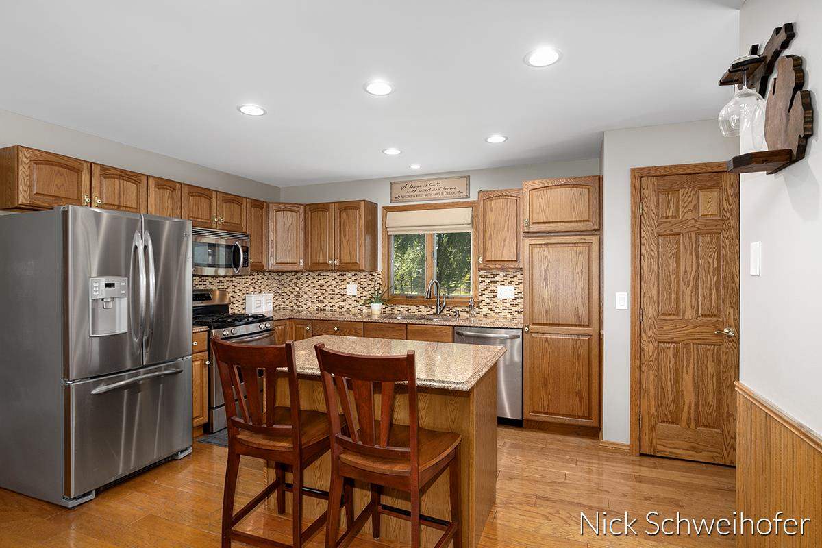 5142 7 Mile Road Bay City, MI 48706 - Photo 11 of 53