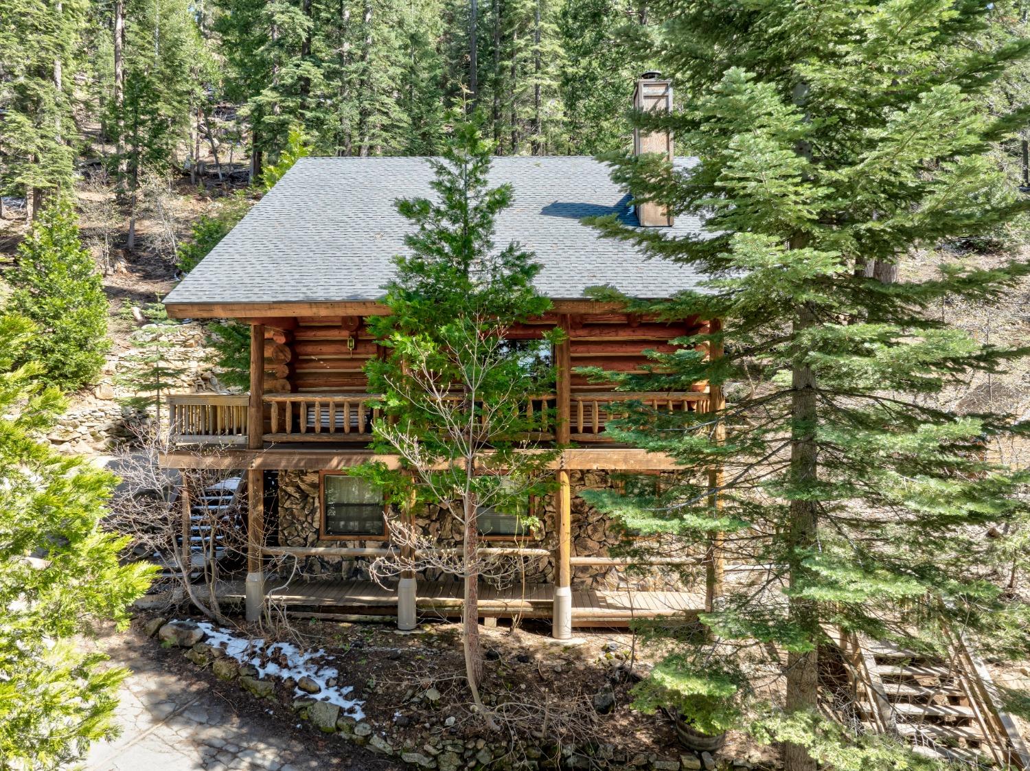 7426 Henness Ridge Road Yosemite West, CA 95389 - Photo 2 of 35