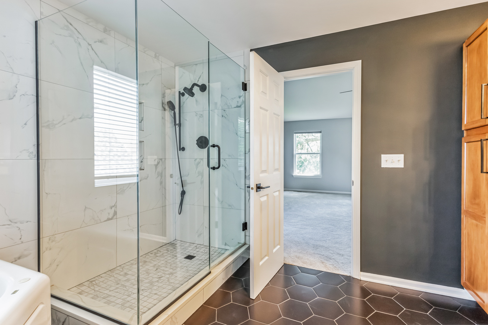 945 Forest View Way Antioch, IL 60002 - Photo 4 of 16