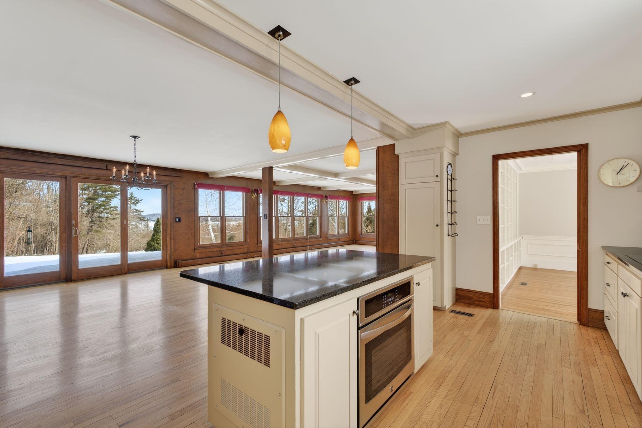 525 West Auburn Road Auburn, ME 04210 - Photo 12 of 64 525 W Auburn 36_DSC00392