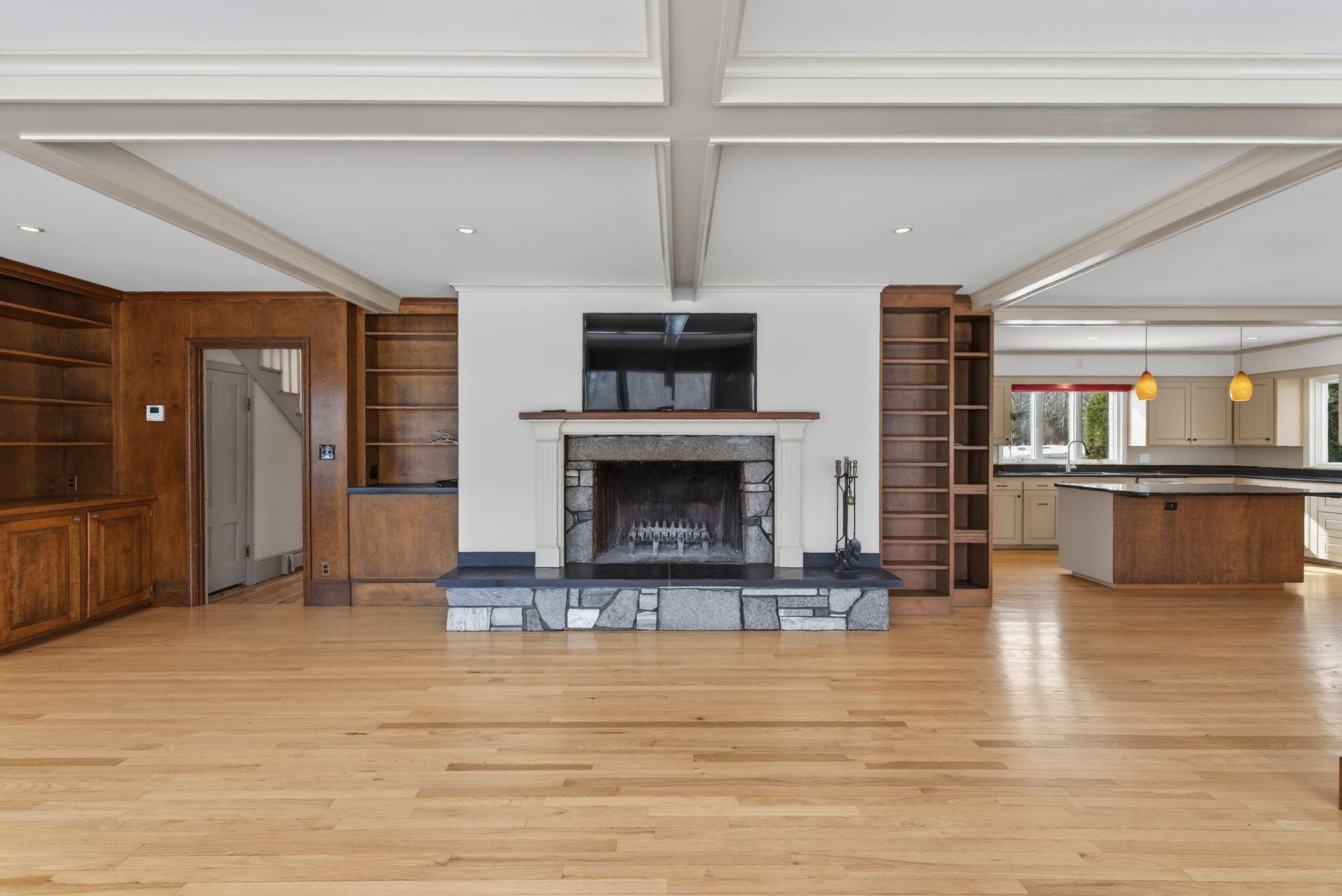 525 West Auburn Road Auburn, ME 04210 - Photo 22 of 64 525 W Auburn 46_DSC00447