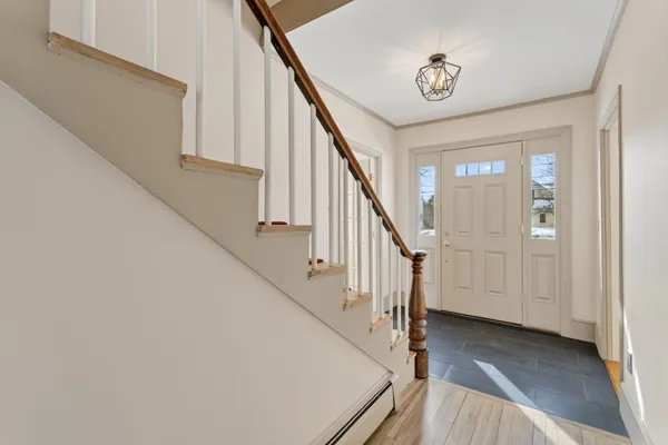 $750,000 | 525 West Auburn Road, Auburn, ME 04210