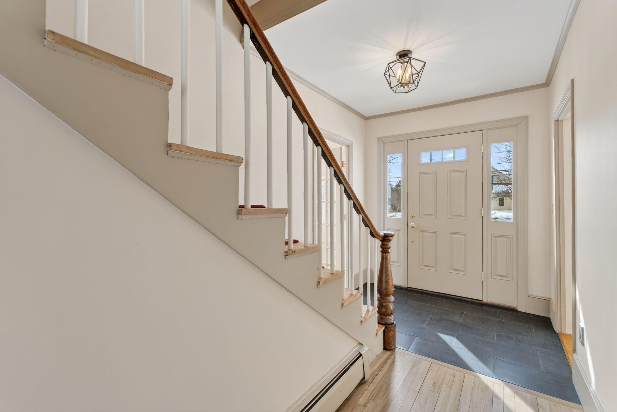 525 West Auburn Road Auburn, ME 04210 - Photo 30 of 64 525 W Auburn 54_DSC00487