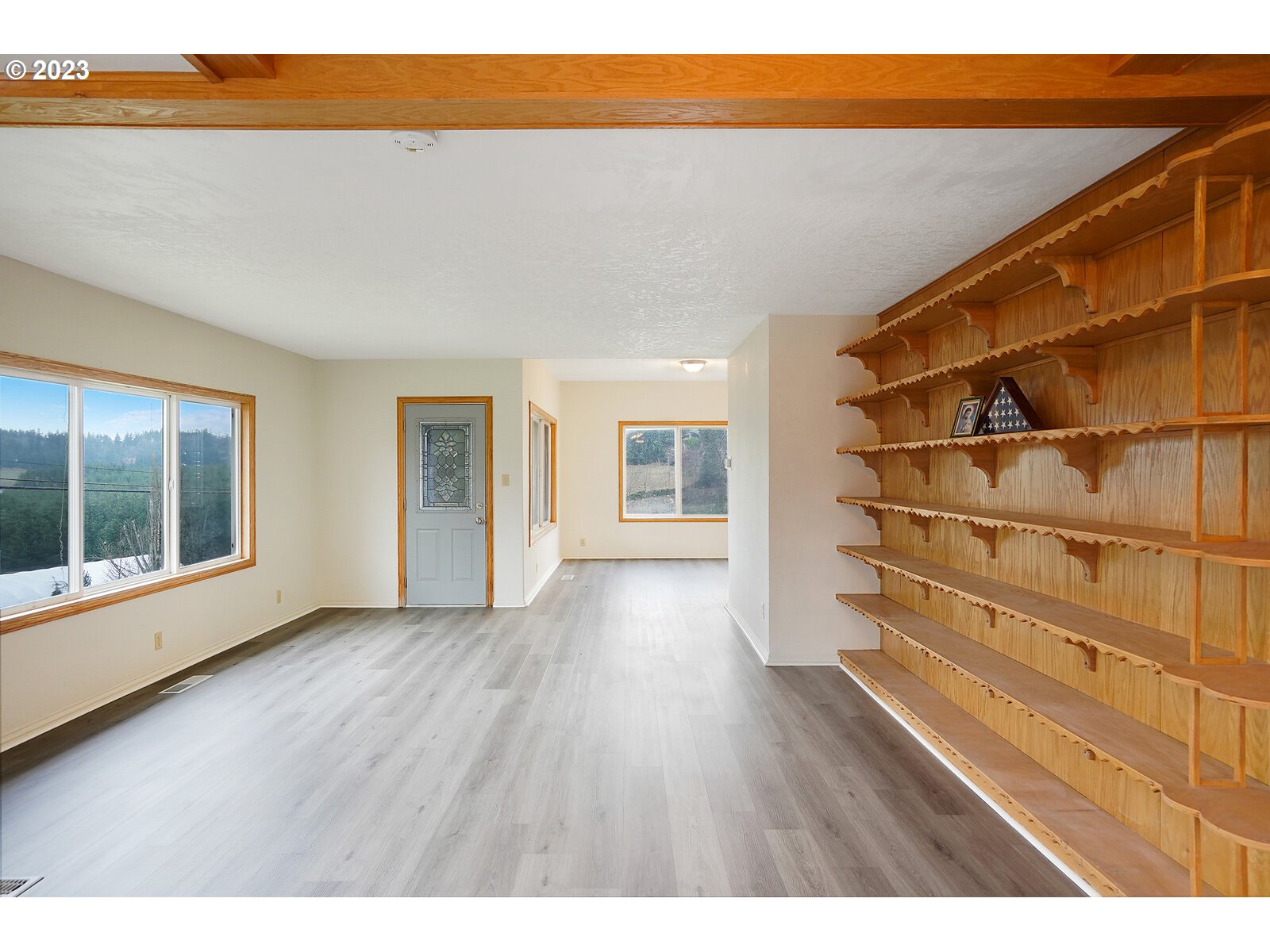 15056 Quall Road Northeast Silverton, OR 97381 - Photo 5 of 24 Gallery Image 5