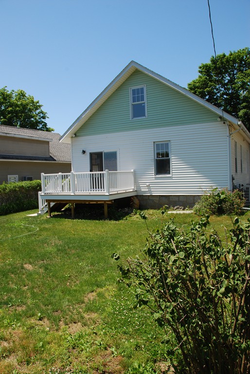 57 Fairmont Avenue Worcester, MA 01604 - Photo 2 of 14