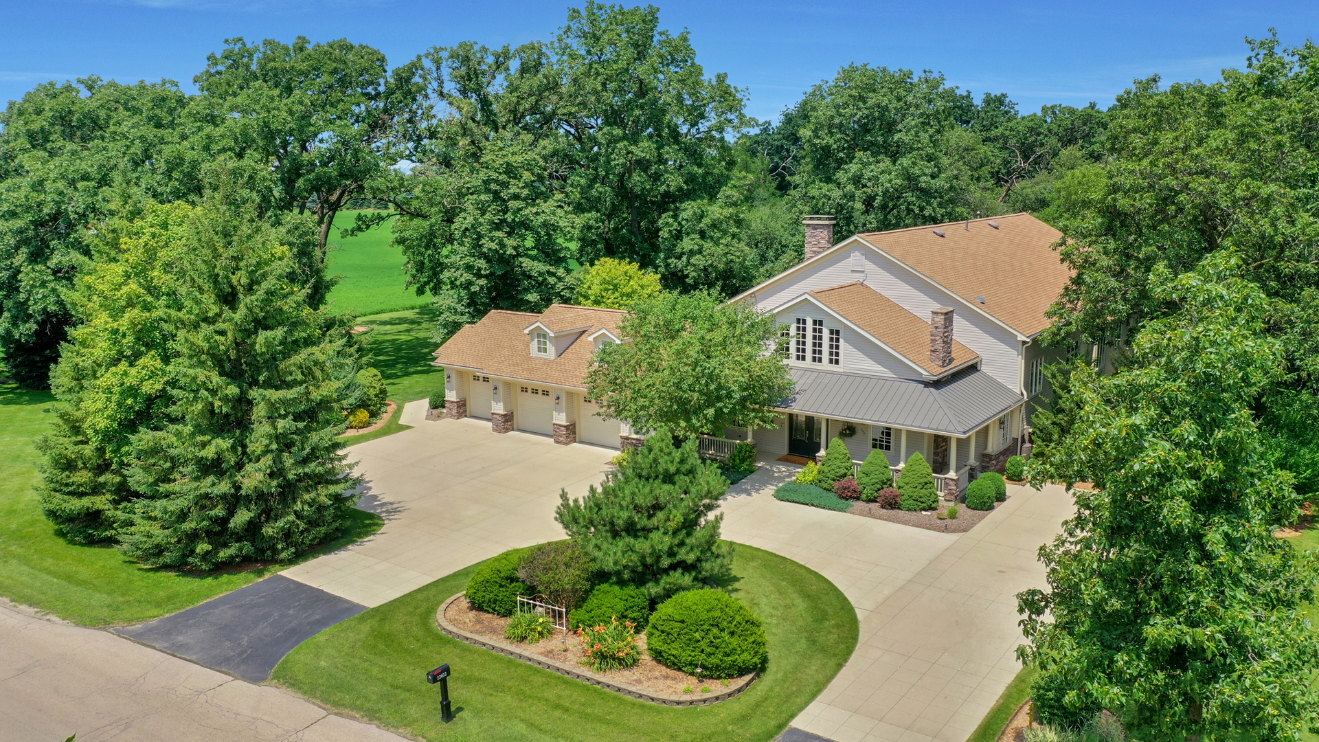 22022 Grange Road Marengo, IL 60152 - Photo 1 of 52 Gallery Image 1