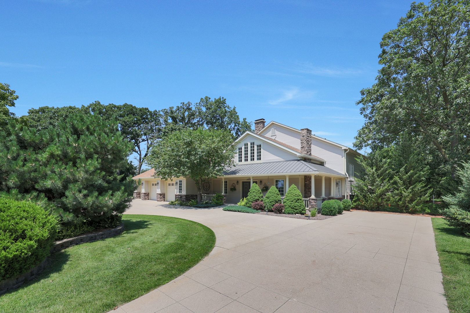 22022 Grange Road Marengo, IL 60152 - Photo 3 of 52 Gallery Image 3
