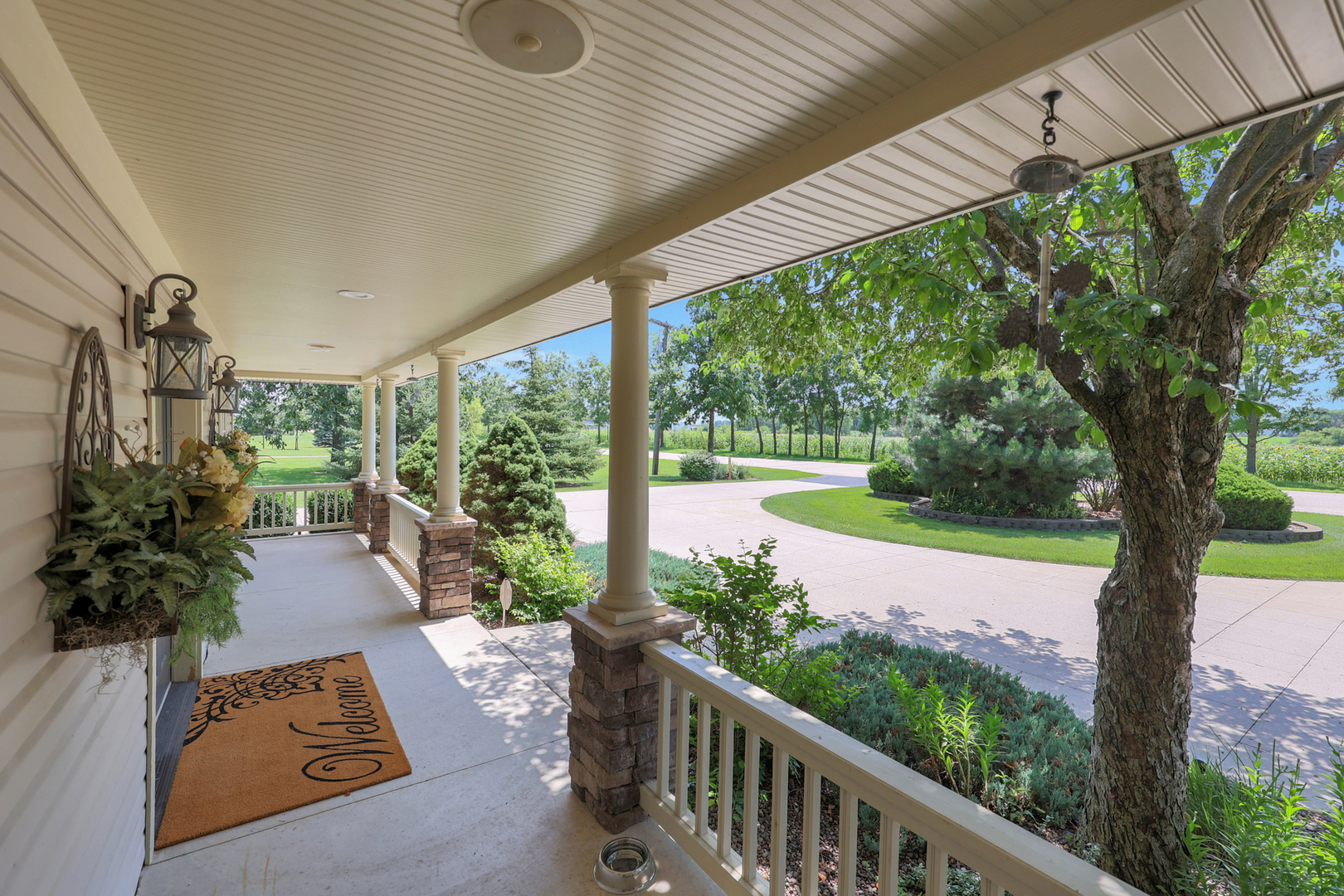 22022 Grange Road Marengo, IL 60152 - Photo 5 of 52 Gallery Image 5