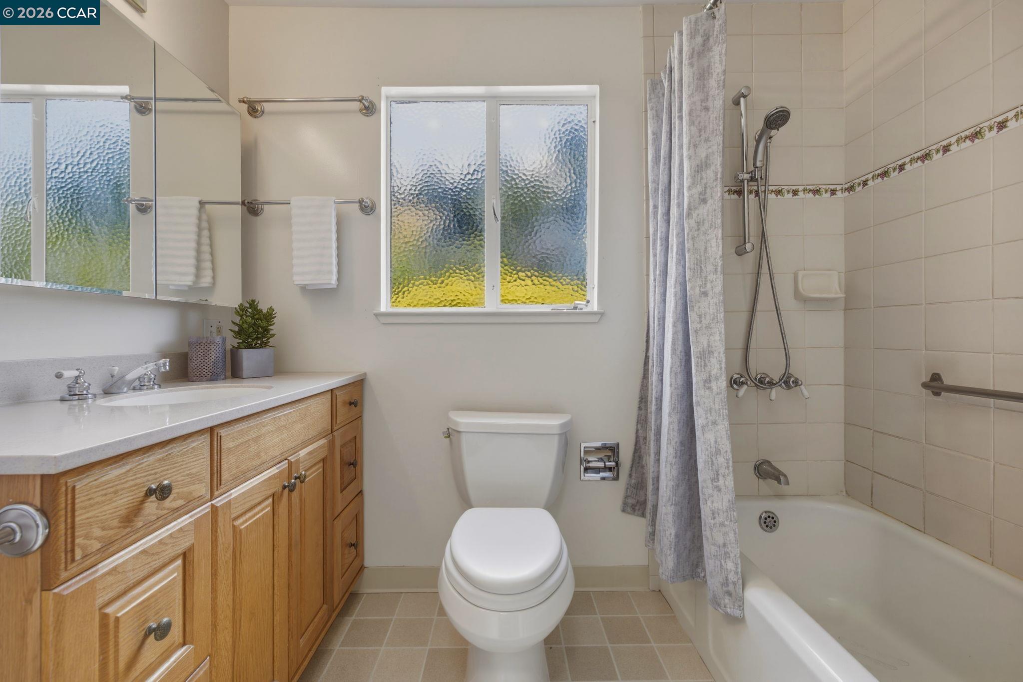 7-9 El Portal Court Berkeley, CA 94708 - Photo 25 of 54
