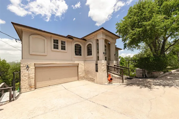 $2,776 | 8424 Bronco Buster Trail, Lago Vista, TX 78645
