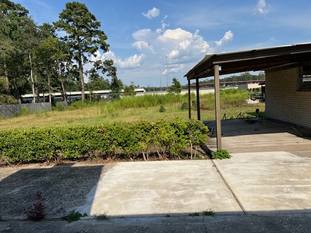 14221 Horseshoe Bend Conroe, TX 77384 - Photo 19 of 21 a view of a garden