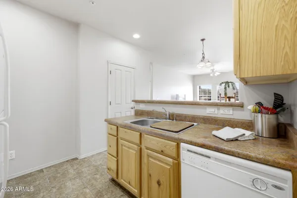 $157,500 | 2351 Quarter Horse Trail, Unit 134, Overgaard, AZ 85933