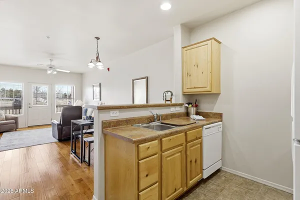 $157,500 | 2351 Quarter Horse Trail, Unit 134, Overgaard, AZ 85933