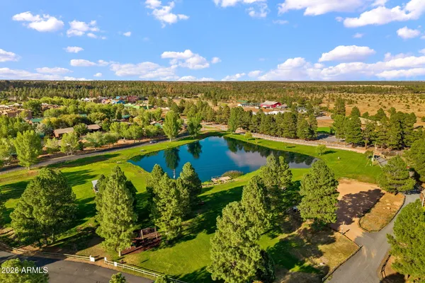 $157,500 | 2351 Quarter Horse Trail, Unit 134, Overgaard, AZ 85933