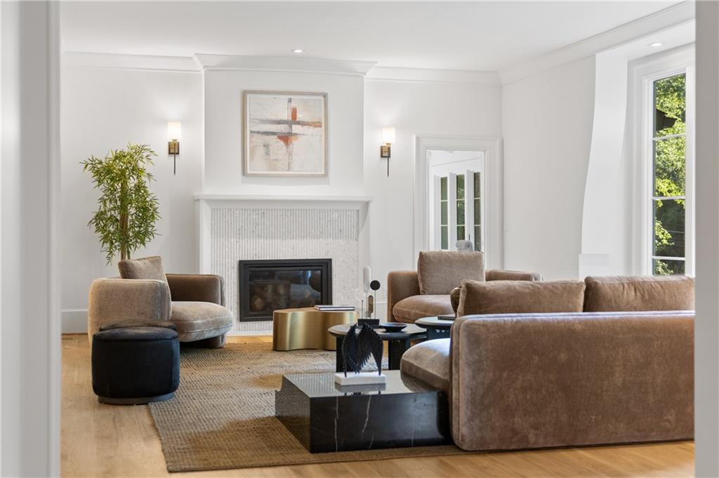 1737 Lenox Road Northeast Atlanta, GA 30306 - Photo 8 of 88 Gallery Image 8