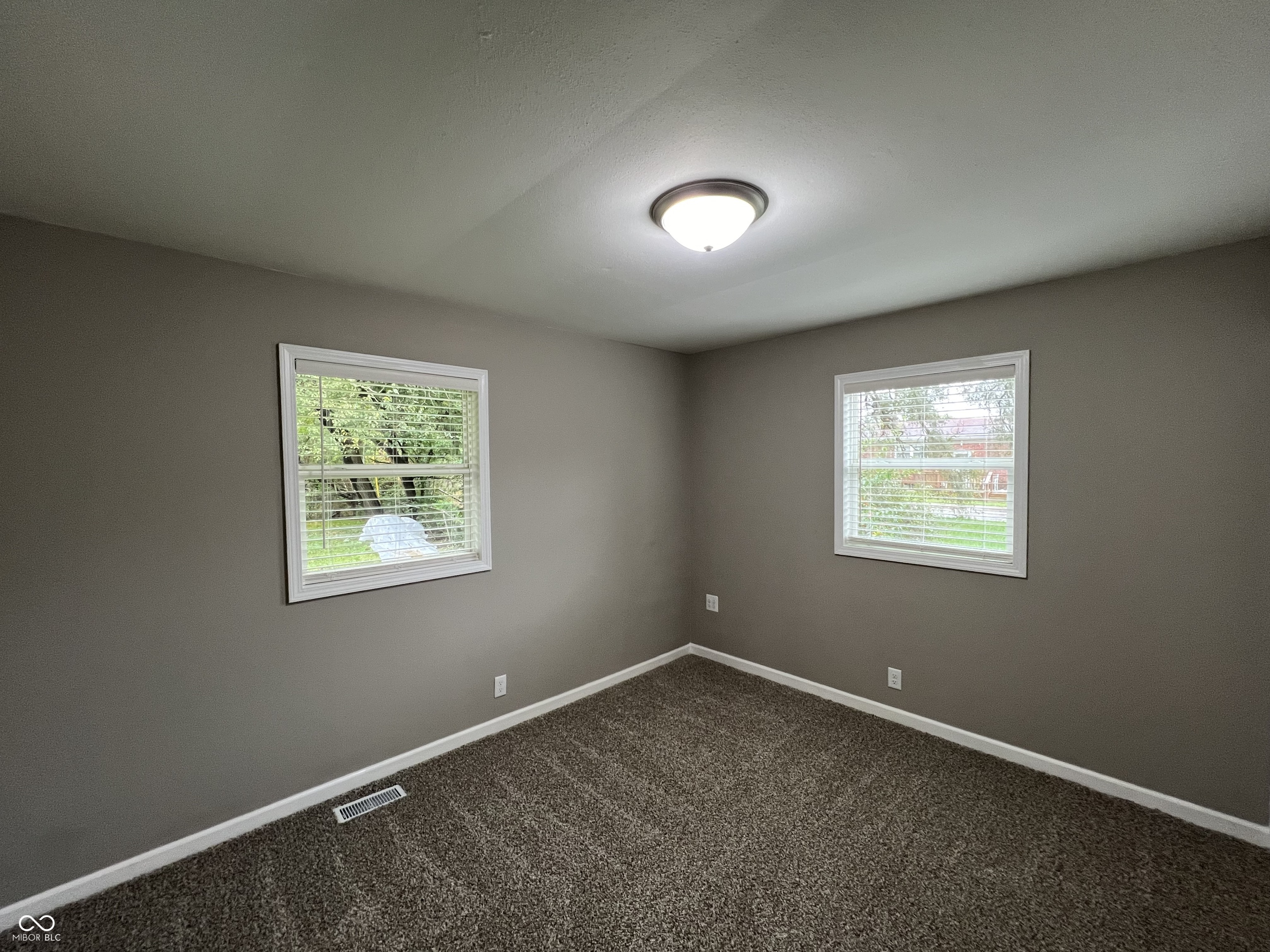 6063 Knollton Road Indianapolis, IN 46228 - Photo 12 of 15 Gallery Image 12