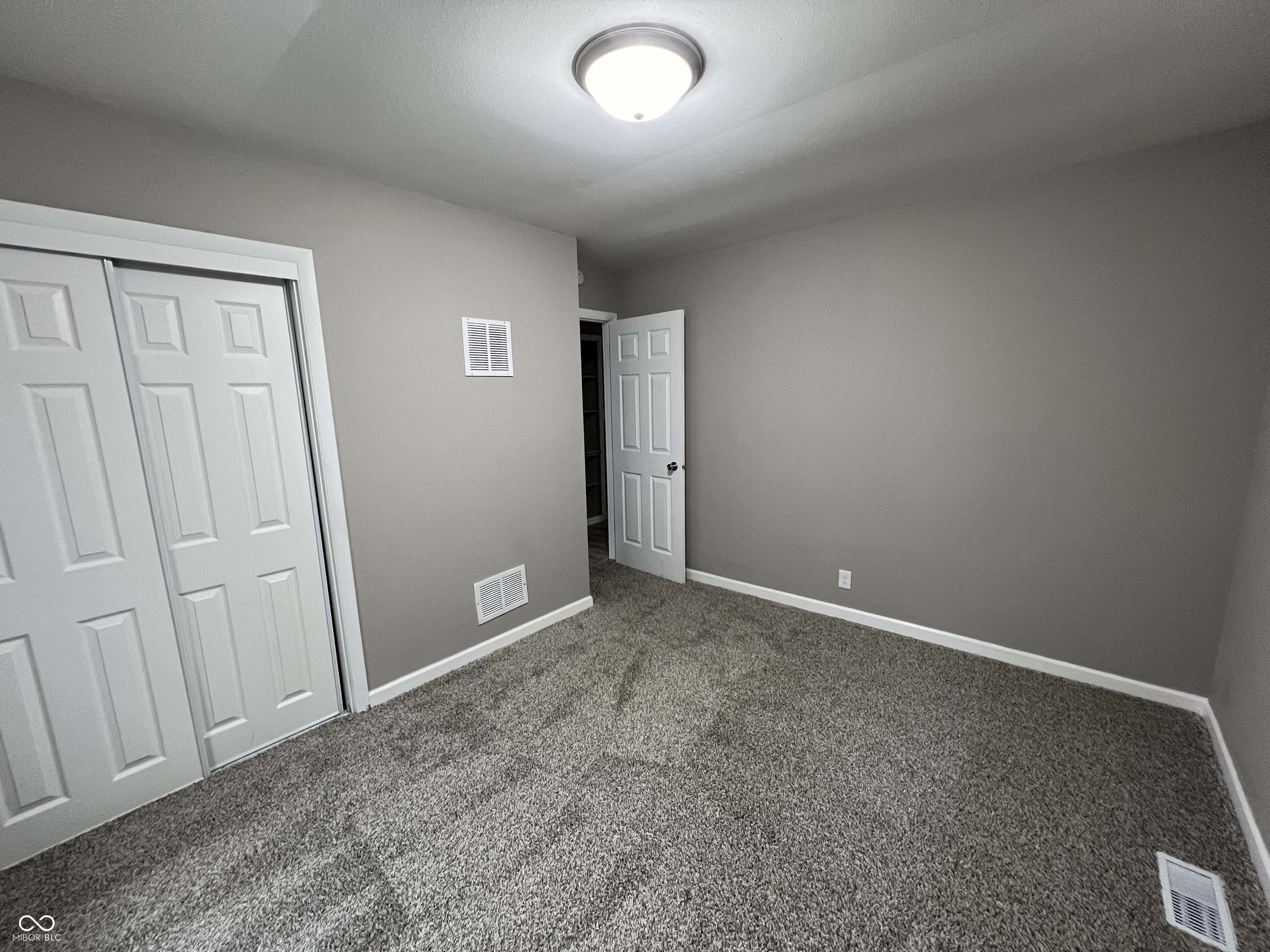 6063 Knollton Road Indianapolis, IN 46228 - Photo 13 of 15 Gallery Image 13