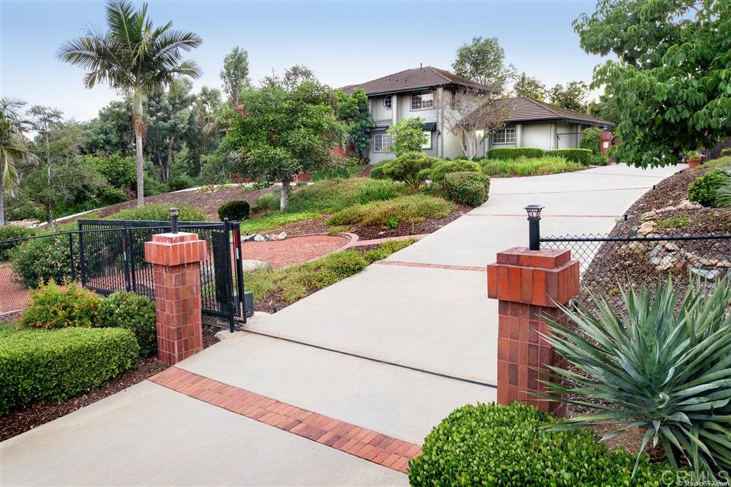 1211 Starview Drive Vista, CA 92084 - Photo 2 of 25