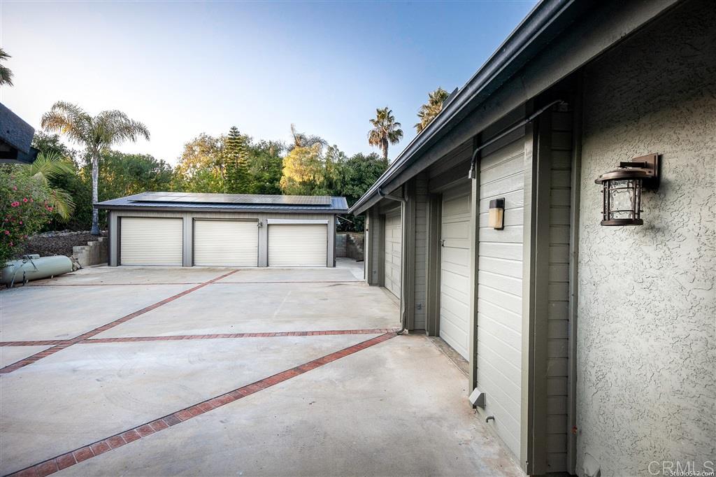 1211 Starview Drive Vista, CA 92084 - Photo 19 of 25