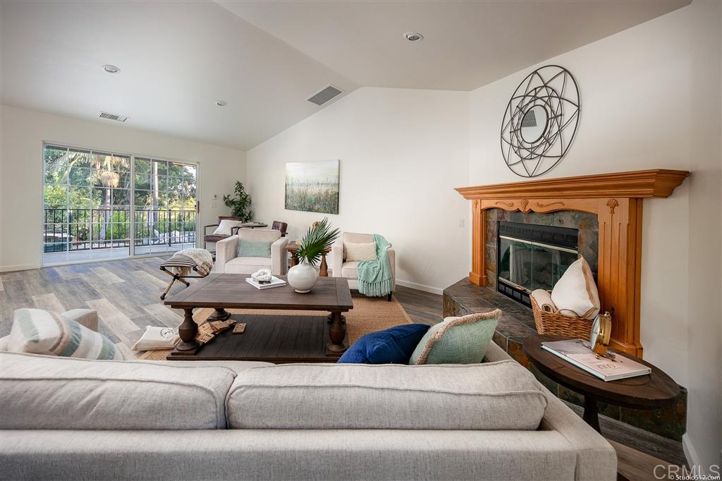 1211 Starview Drive Vista, CA 92084 - Photo 4 of 25