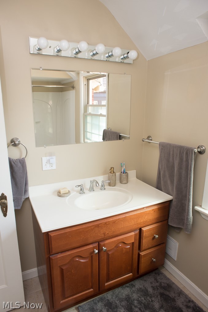 3701 Strandhill Road Shaker Heights, OH 44122 - Photo 14 of 29 Gallery Image 14