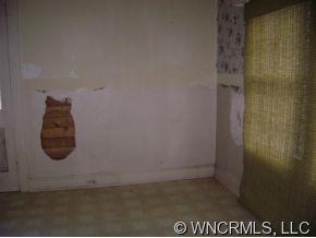 101 Cleveland Road Tryon, NC 28782 - Photo 11 of 12 Gallery Image 11