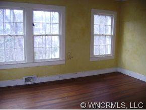 101 Cleveland Road Tryon, NC 28782 - Photo 4 of 12 Gallery Image 4