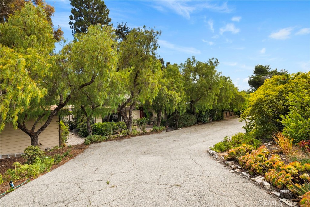 34 Sweetbay Road Rancho Palos Verdes, CA 90275 - Photo 7 of 48 Gallery Image 7