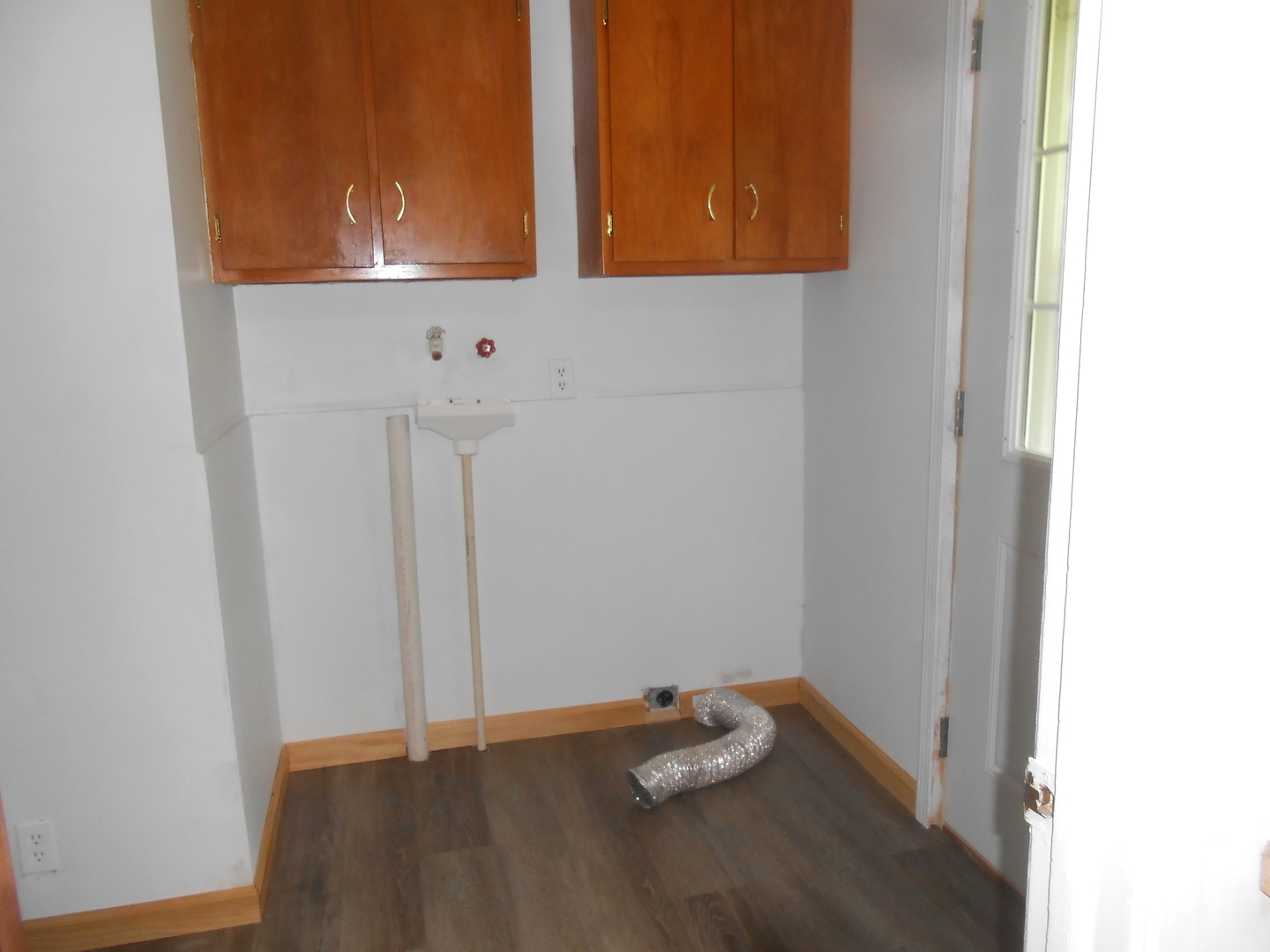 1955-65 West Southmor Road Morris, IL 60450 - Photo 7 of 12 a view of small space