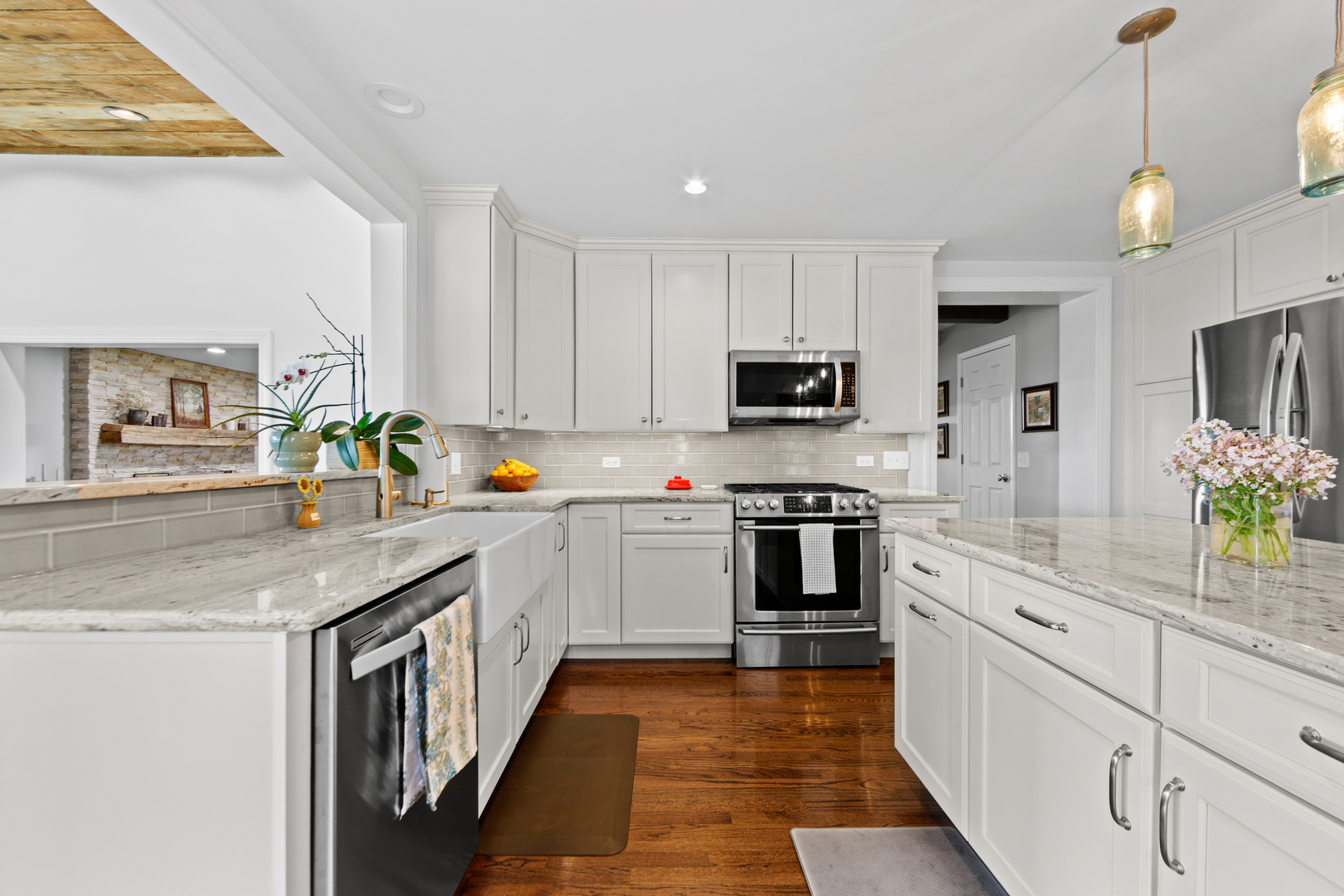 9909 Winn Road Spring Grove, IL 60081 - Photo 10 of 81